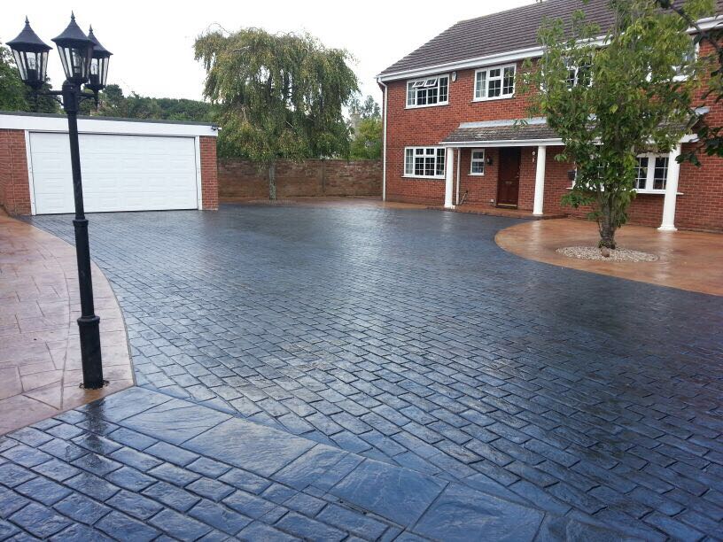 Pattern Imprinted Concrete Driveway Designs