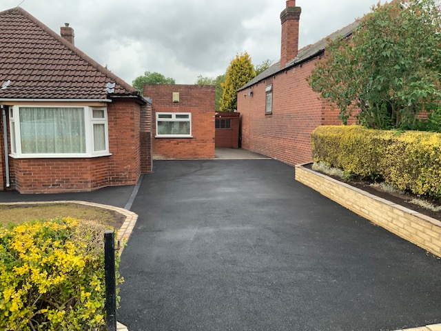 Tarmac driveways