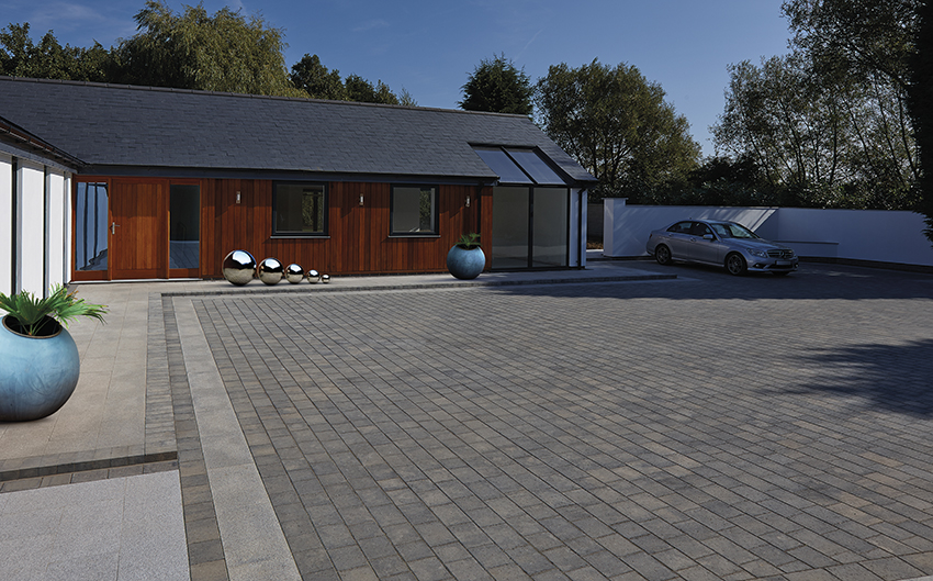 Tarmac driveways